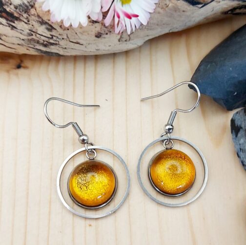 Boucles d'oreilles verre ambre – Image 4